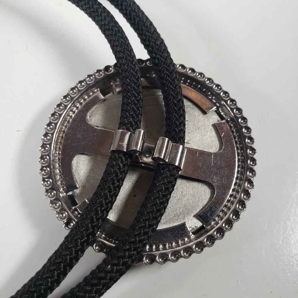 VTG BOY SCOUTS of AMERICA Tenderfoot Rank Bolo Tie Matte Silver Tone W/ Tips